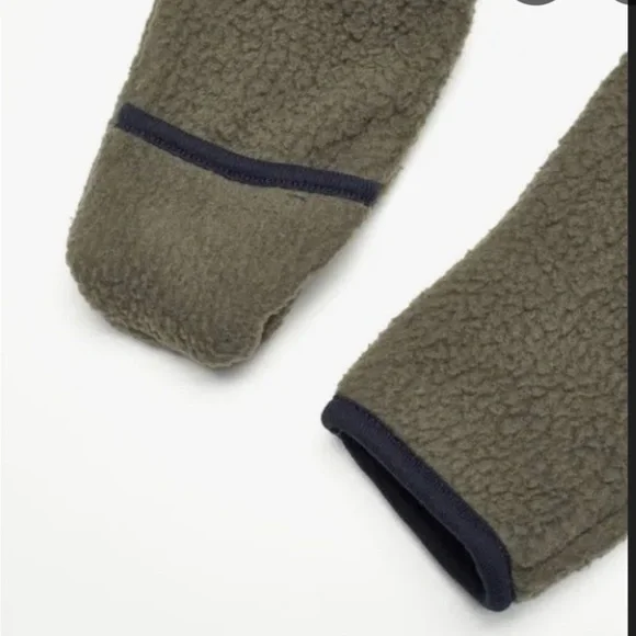 Cozy Green Kids One Piece by molo - Picture 4 of 8